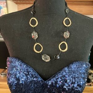 Elegant Gold and Black Necklace